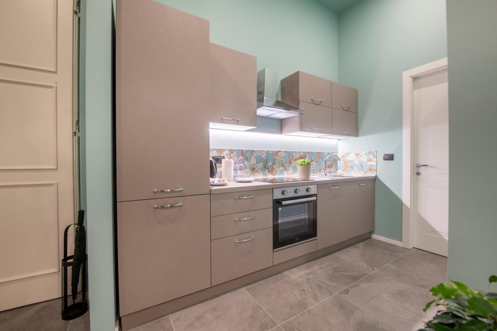 227 - Largo Zecca Luxury Apartment - Nel Cuore Del Centro Di Genova Luaran gambar